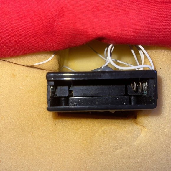 VTG 2004 Hello Kitty 16" Vibrating Plush Pillow Sanrio Rare! - Picture 11 of 11